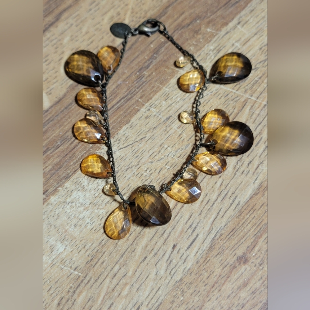Vintage Brown Teardrop Bracelet
